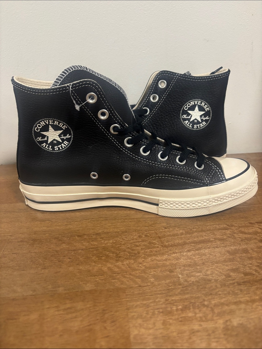 Converse chuck Taylor Leather HI 339000010 Black.Men size 9.New
